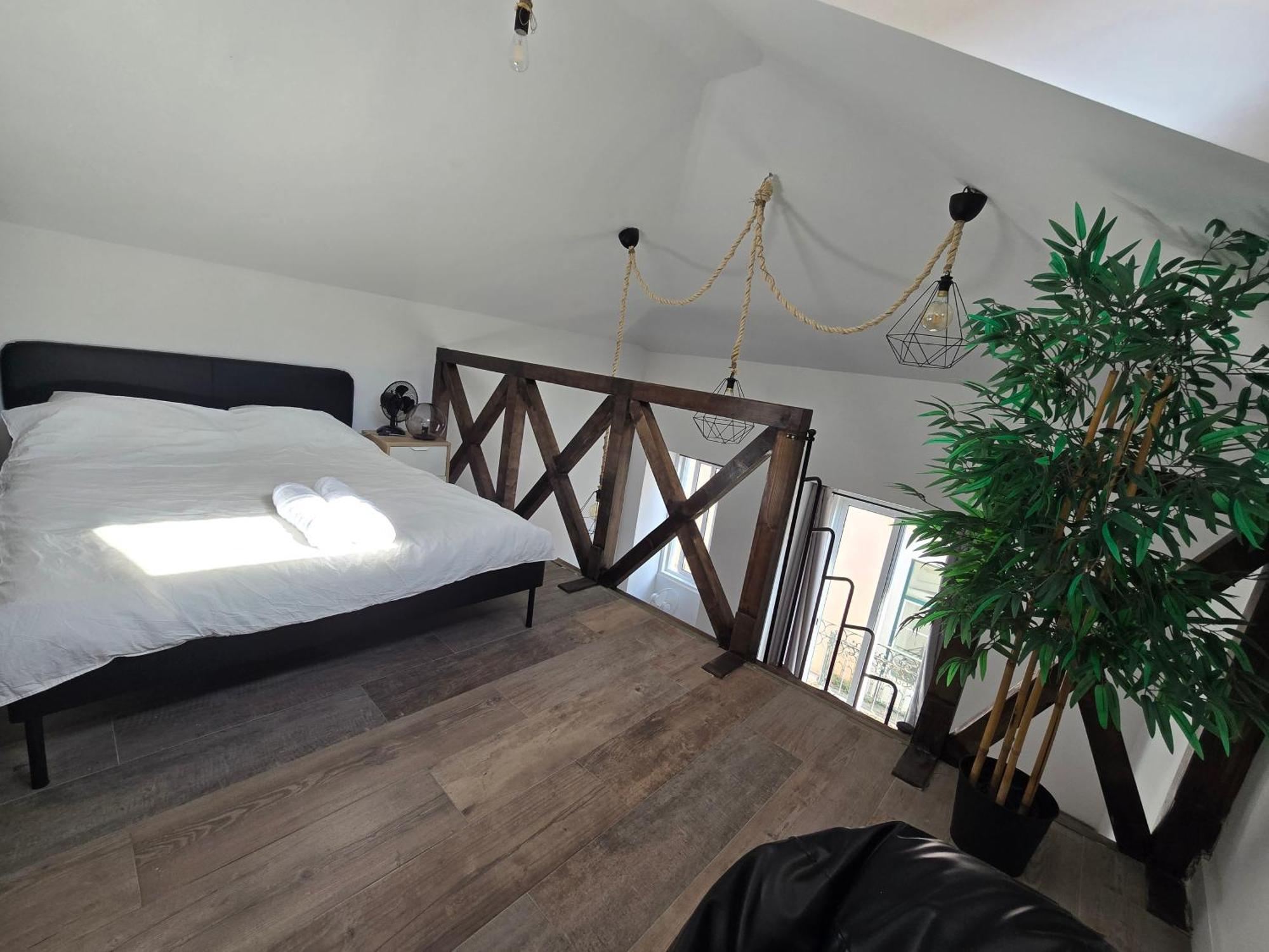 Esther Apartment Cozy Vacay Suite Setubal Exterior photo